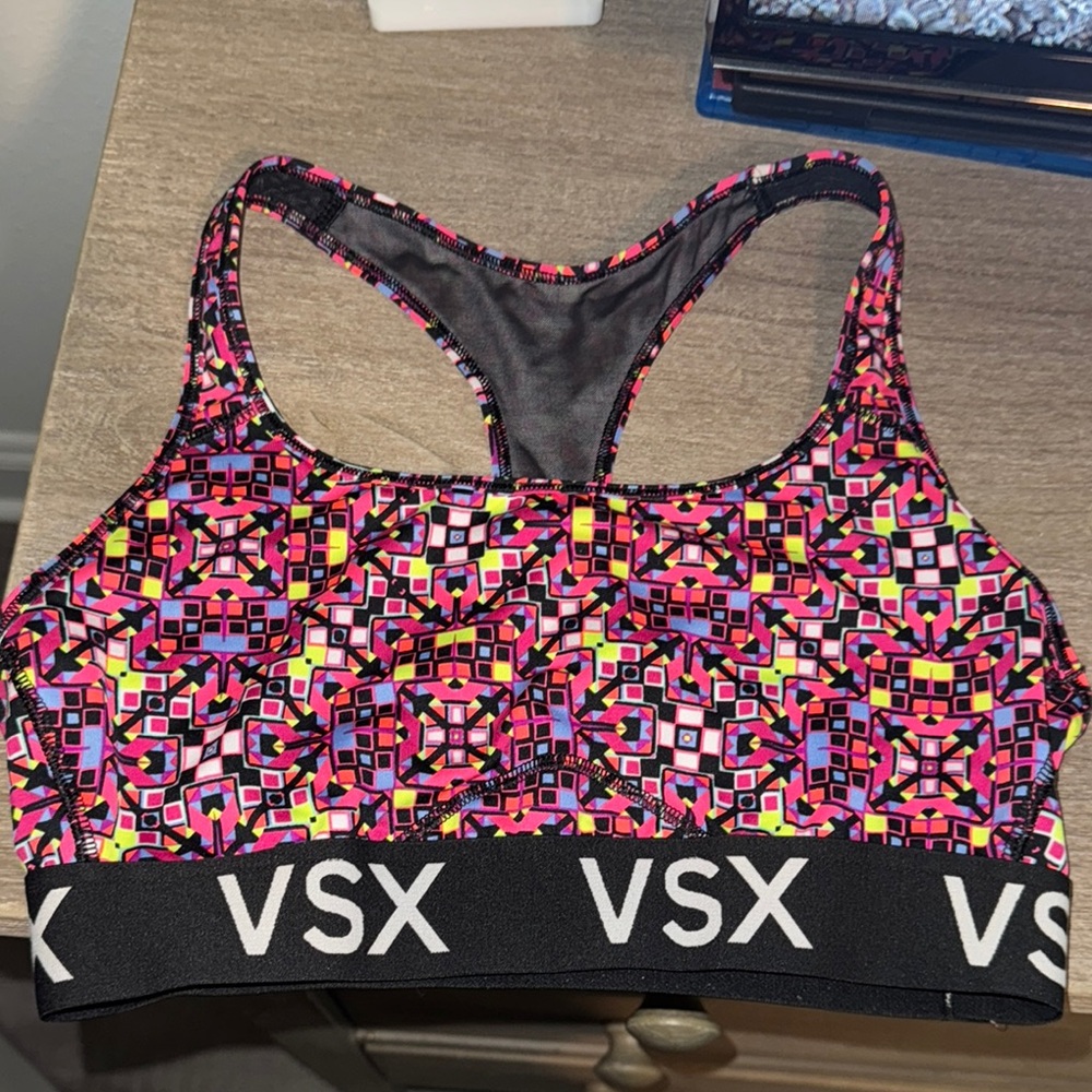 VSX Women's Colorful Geometric Sports Bra